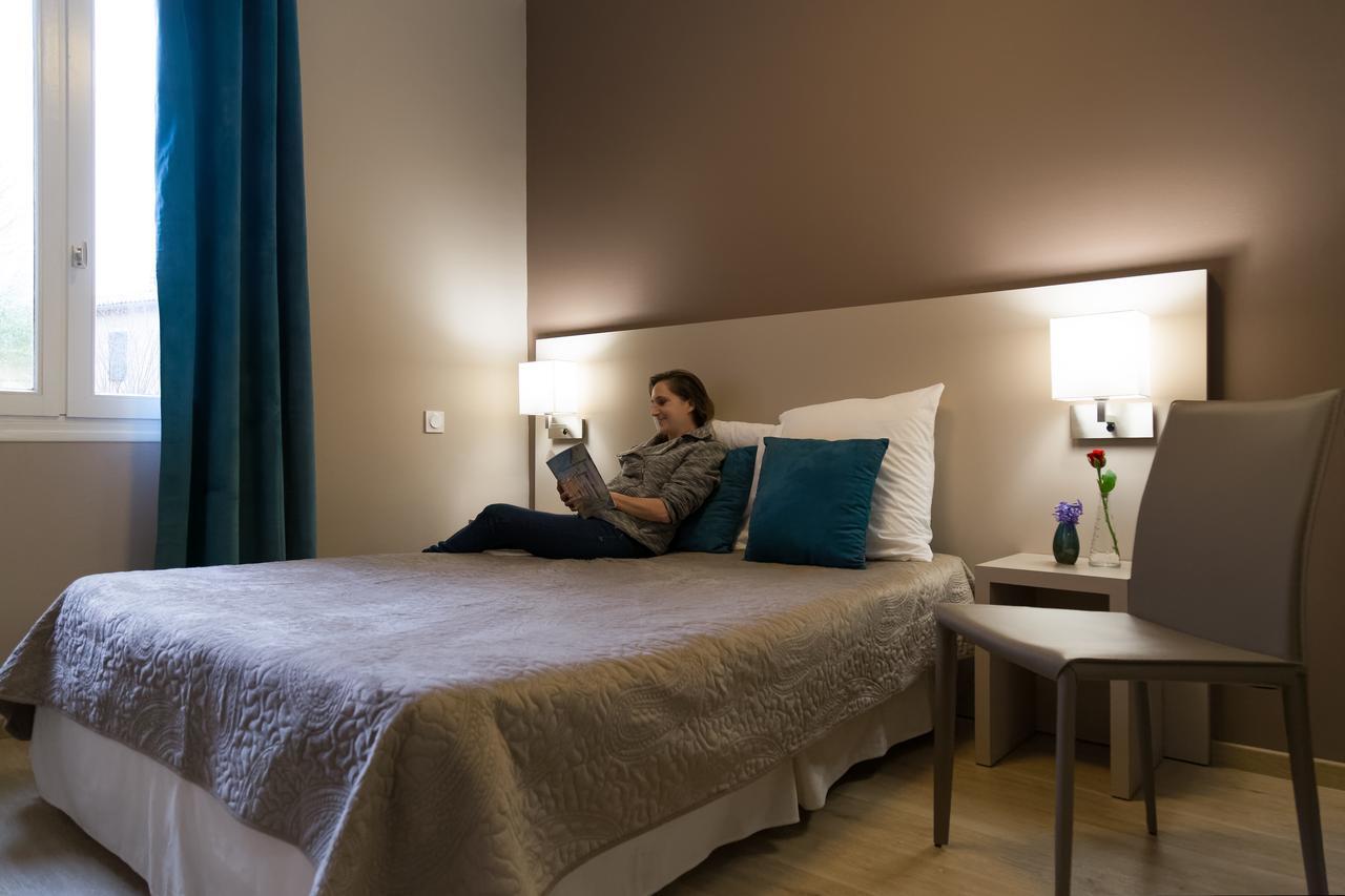 Logis Hotel & Restaurant Le Pardaillan Gondrin Экстерьер фото