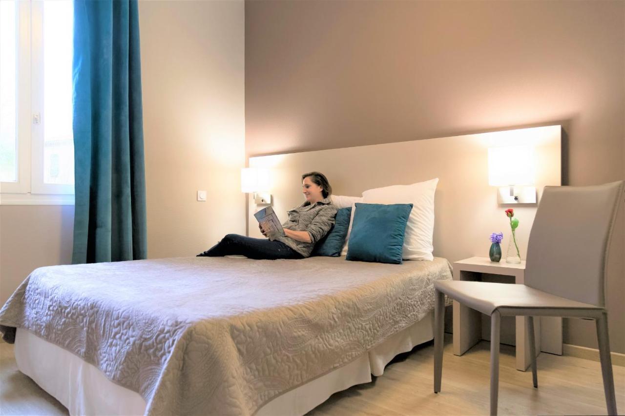 Logis Hotel & Restaurant Le Pardaillan Gondrin Экстерьер фото